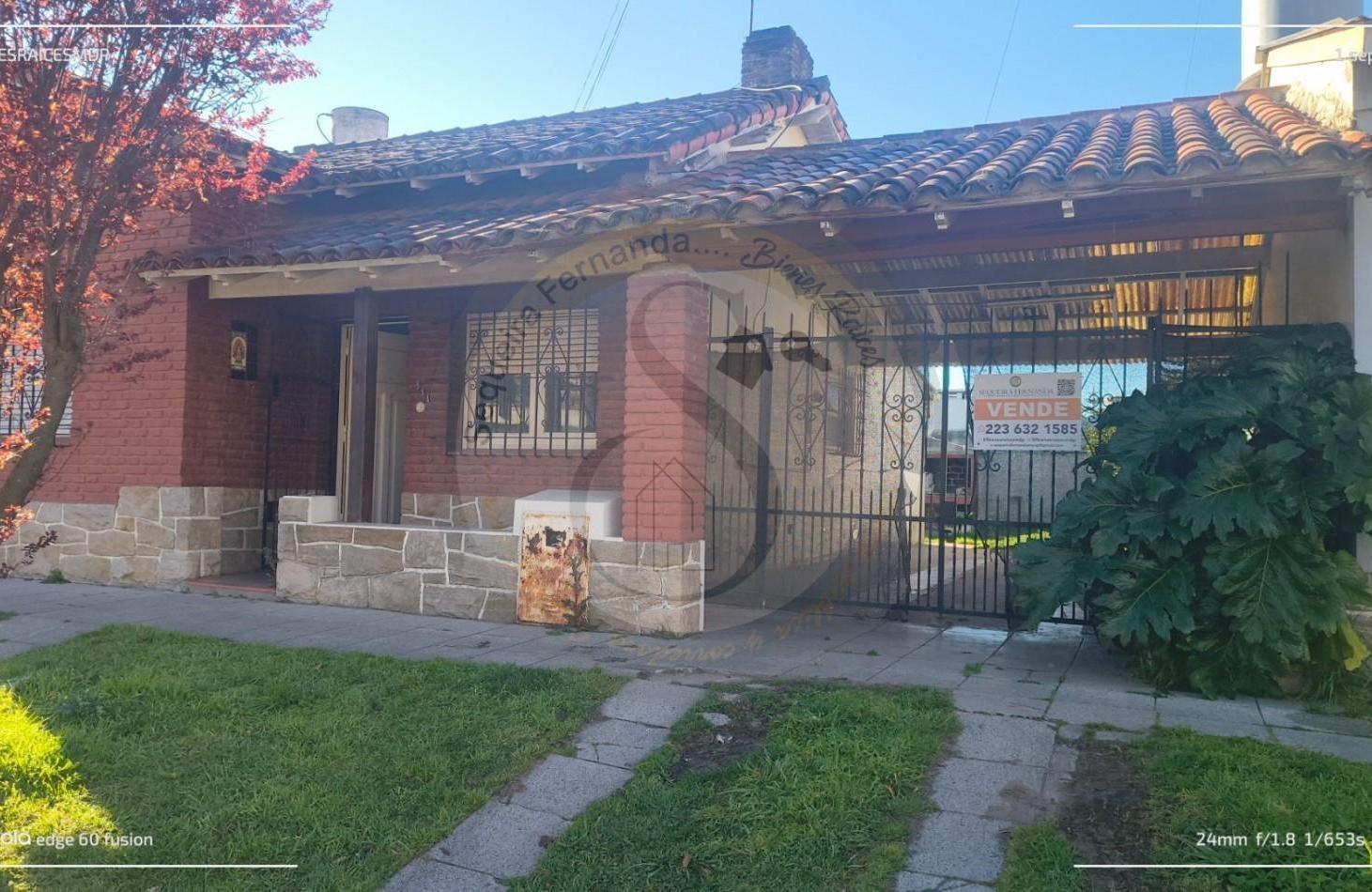 Foto de Chalet 3 ambientes sobre terreno propio, amplio parque, Villa Primera, imagen 1