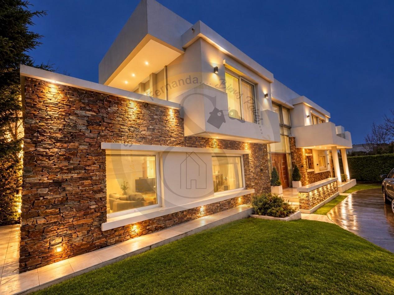 Foto de Casa en Arenas del Sur Importante Chalet en Venta en Barrio Privado, imagen 3