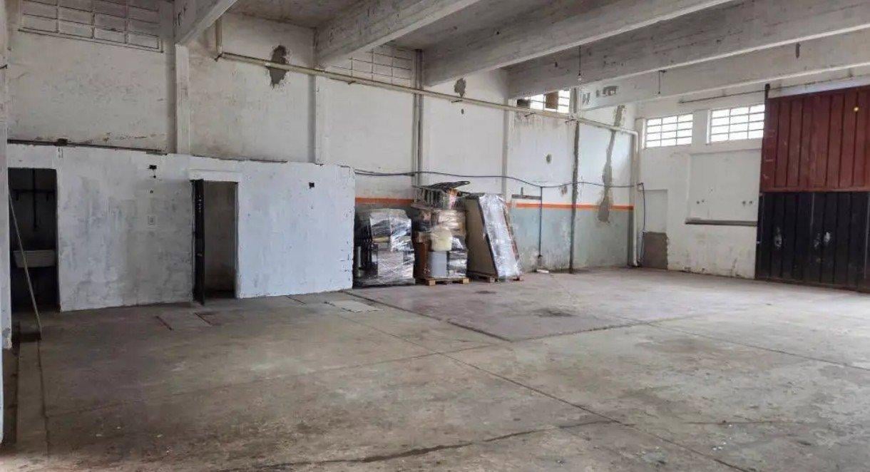 Foto de Bodega-Galpon en Alquiler en Bernardino Rivadavia, imagen 4