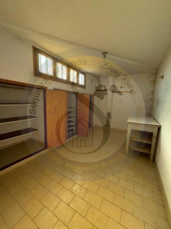 Foto de Chalet de 5 Ambientes, Barrio Don Bosco, con Cochera., imagen 2