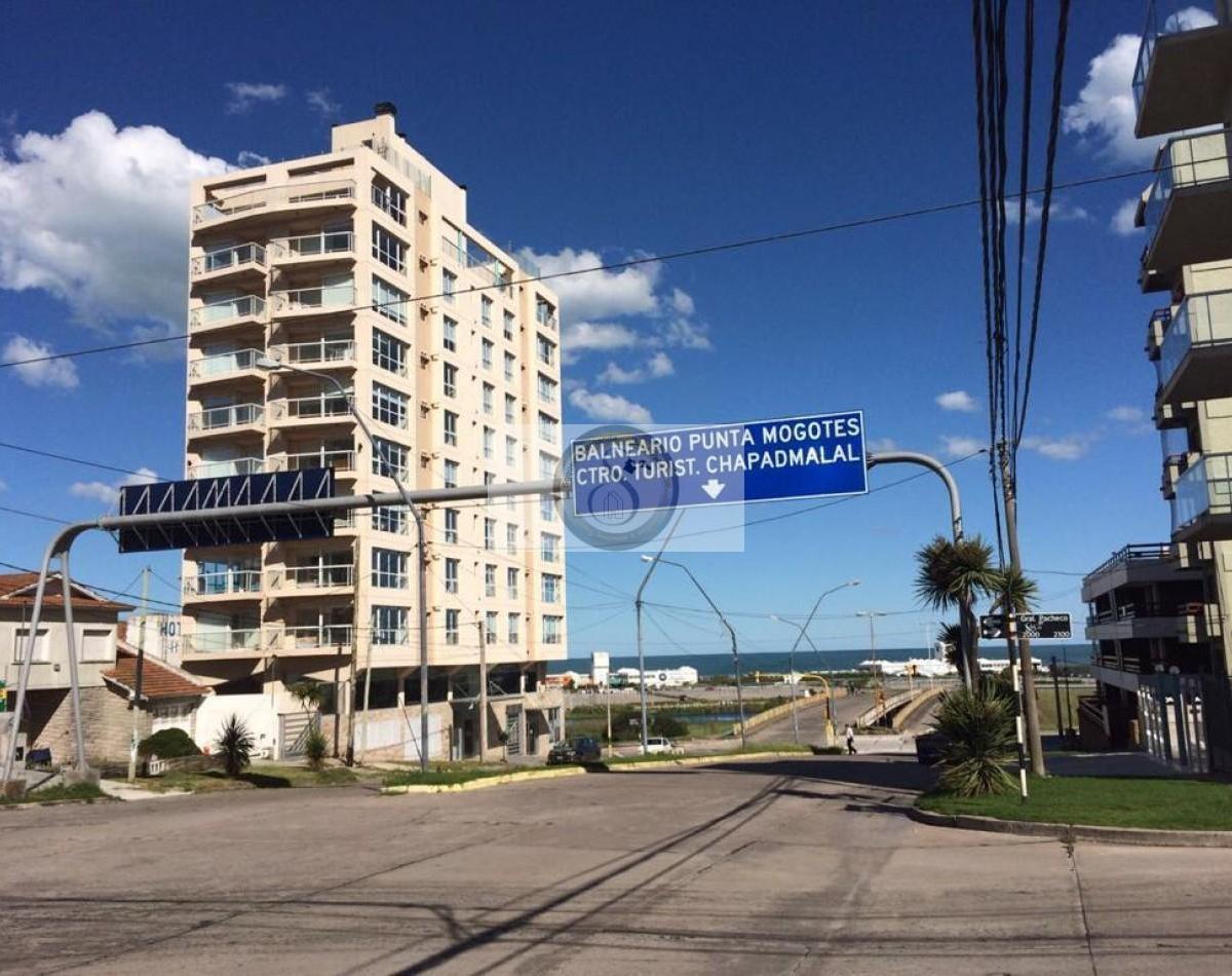 Foto de Terreno con Edificacion Chalet 5amb en Venta Ideal Inversionistas/, imagen 4