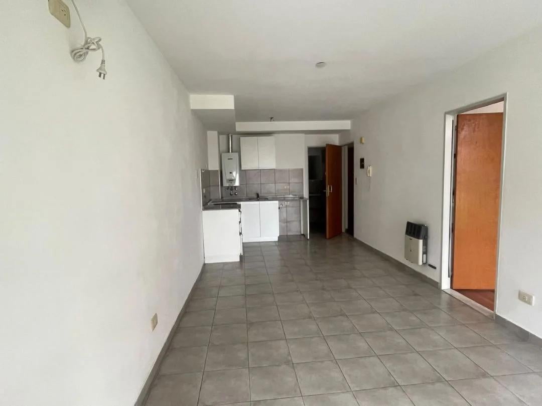 Foto de Excelente 1 Dormitorio al Frente con Balcón Norte | Barrio Martin (3 de, imagen 5