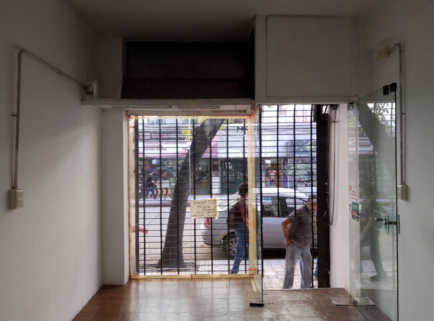 Foto de ALQUILER LOCAL 27 DE ABRIL 90 MTS, imagen 5