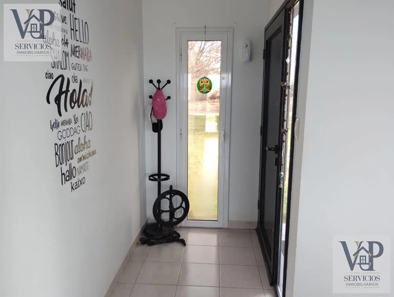 Venta Casa 2 dorm., Barrio La Peninsula, Lago Mari Menuco 2