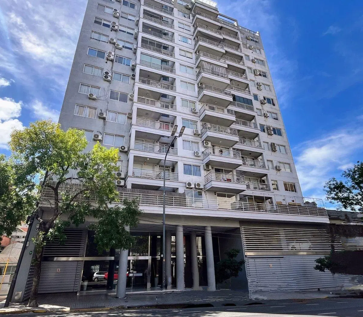 DEPARTAMENTO 3 AMBIENTES - VENTA - BOEDO 2 COCHERA 2