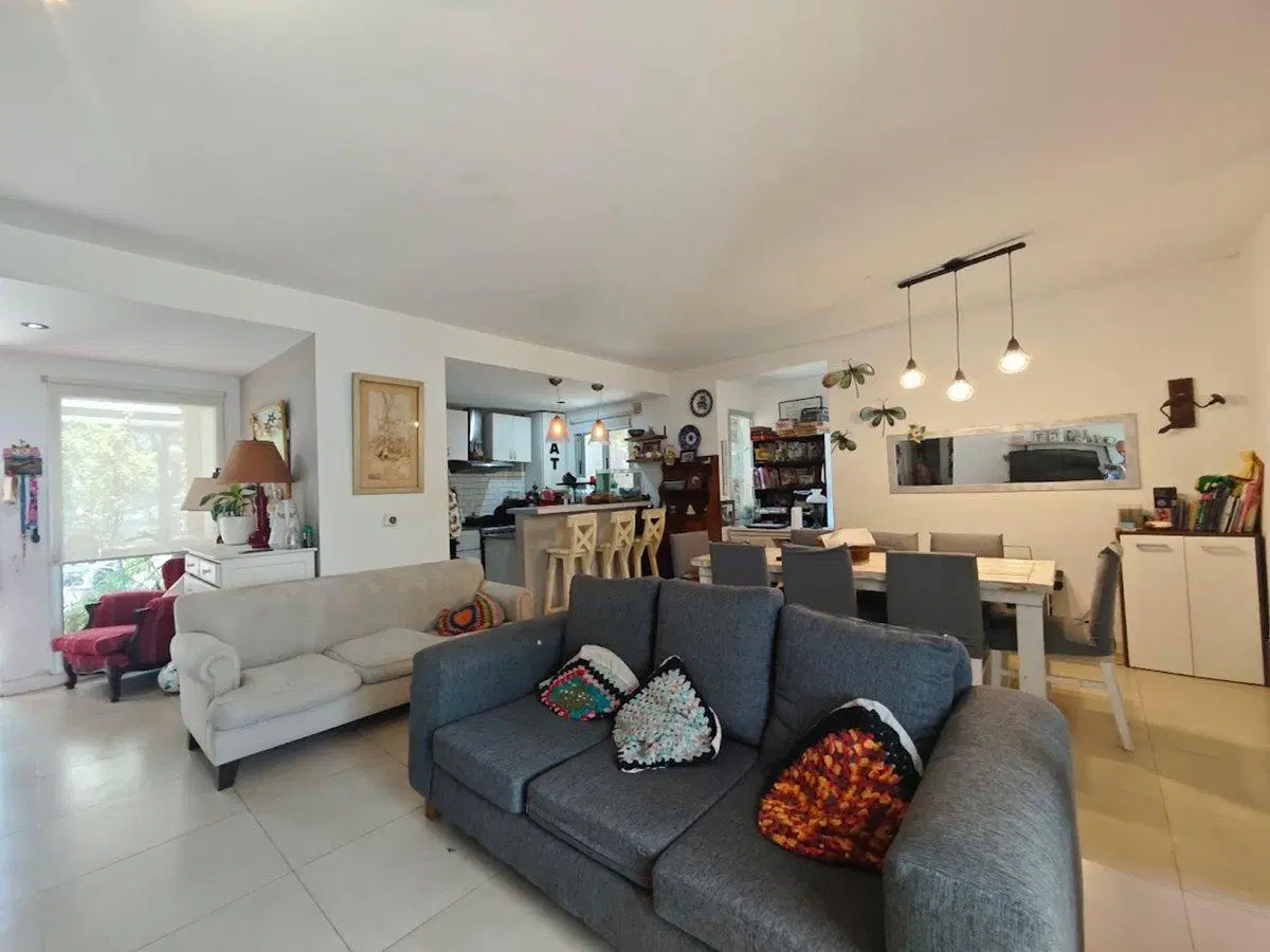 Venta Depto 4 amb jardín Casas Senderos. Nordelta. 5