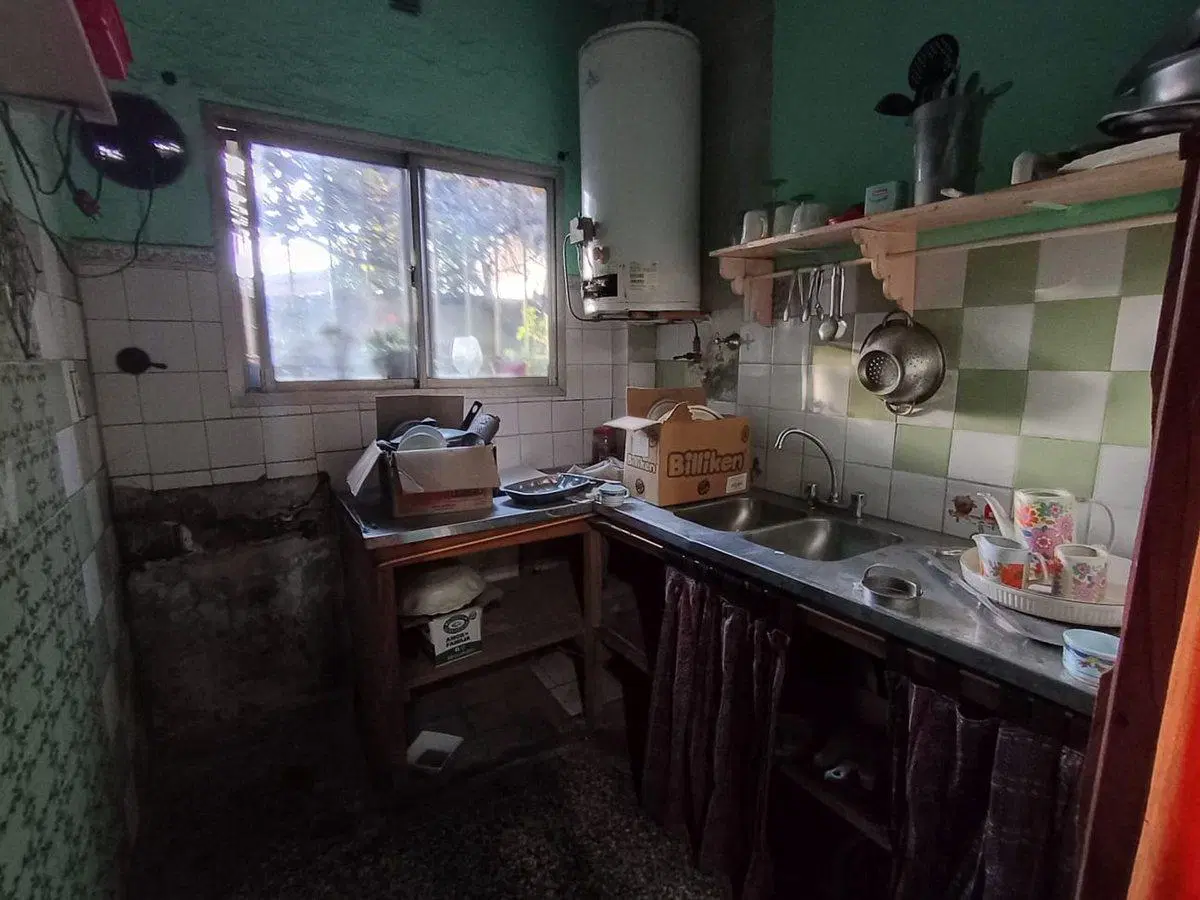Casa 5 ambientes en venta  Boulogne con 2 locales 5