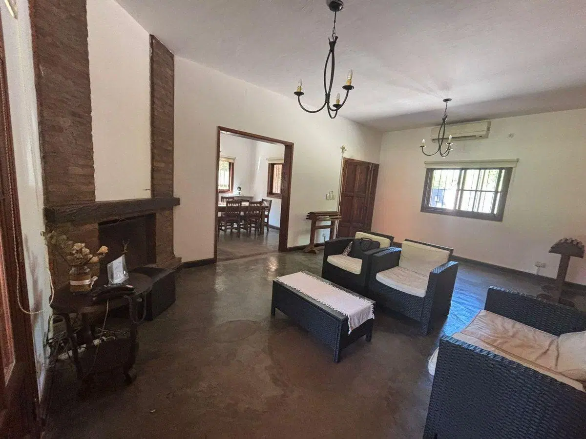 Casa 6 amb en Venta Polvorines con pileta y parque 5