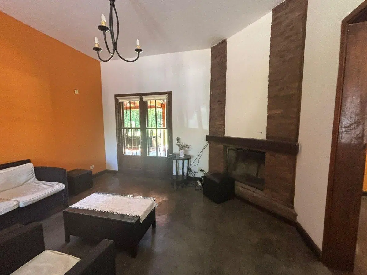 Casa  en Alquiler  Polvorines con pileta y parque 5