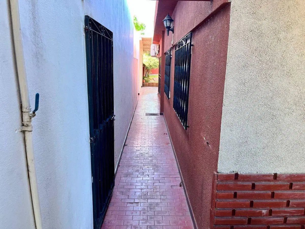 CASA 4 AMBIENTES EN VENTA ITUZAINGO 5