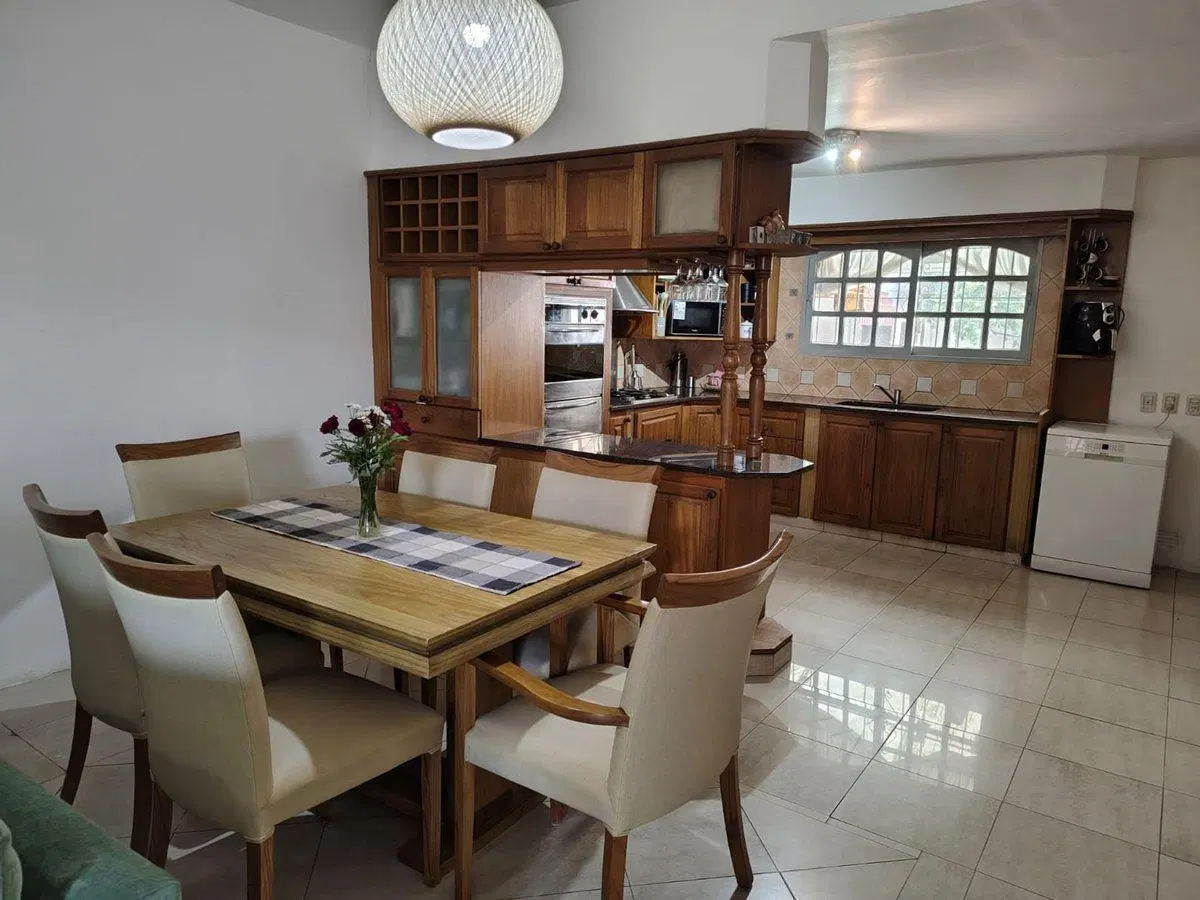 casa 4 amb Venta Jose L Suarez  Cochera  Patio 2