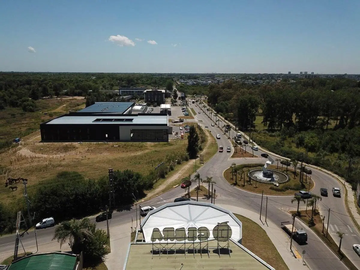 LOTE EN VENTA BARRIO SAN PEDRO- BENAVIDEZ-AL AGUA. 2