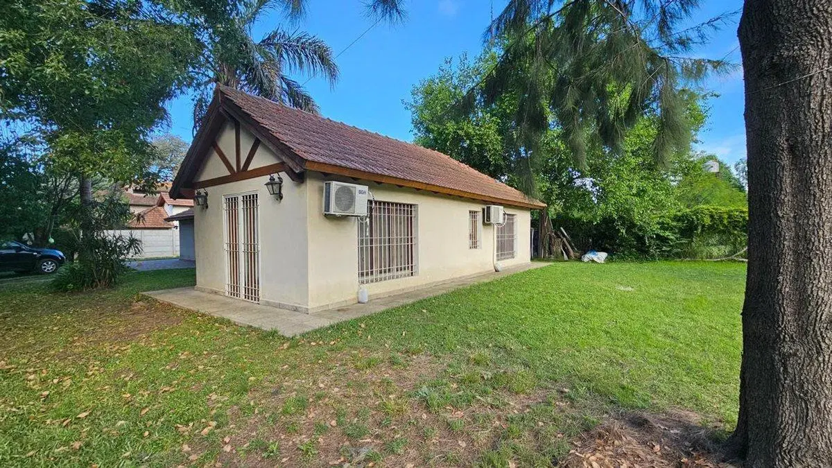 Casa 6 amb en Venta José C Paz lote 1586m2 parque 3