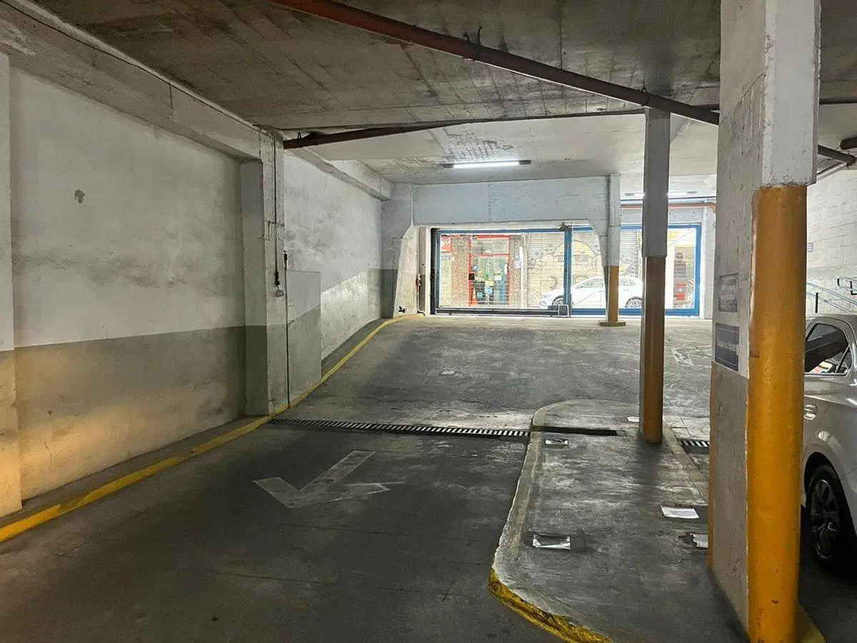 Cochera en el centro de la ciudad 4