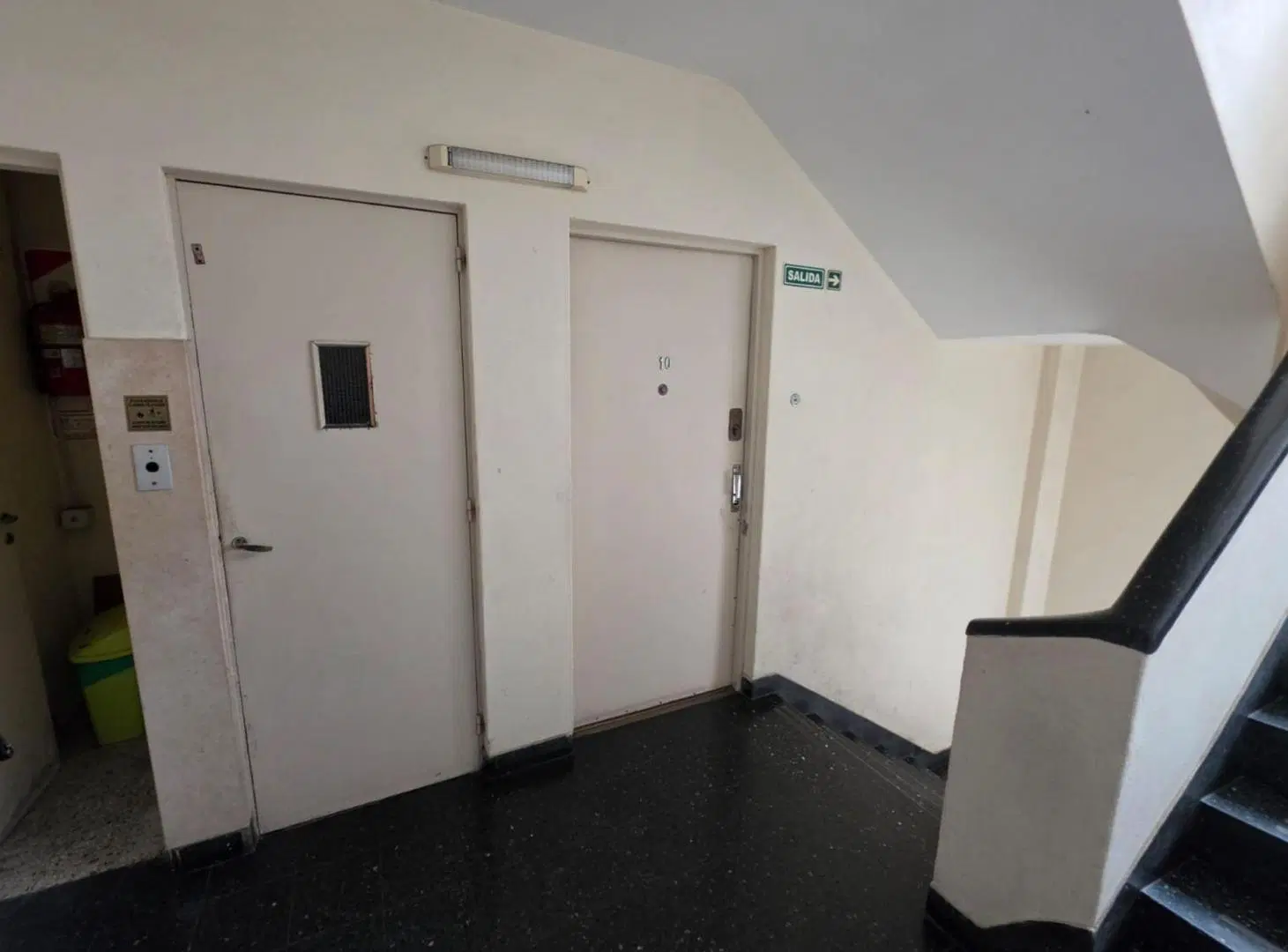 DEPARTAMENTO VENTA  3 AMBIENTES FLORES 5