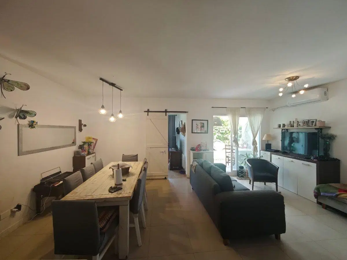 Venta Depto 4 amb jardín Casas Senderos. Nordelta. 3