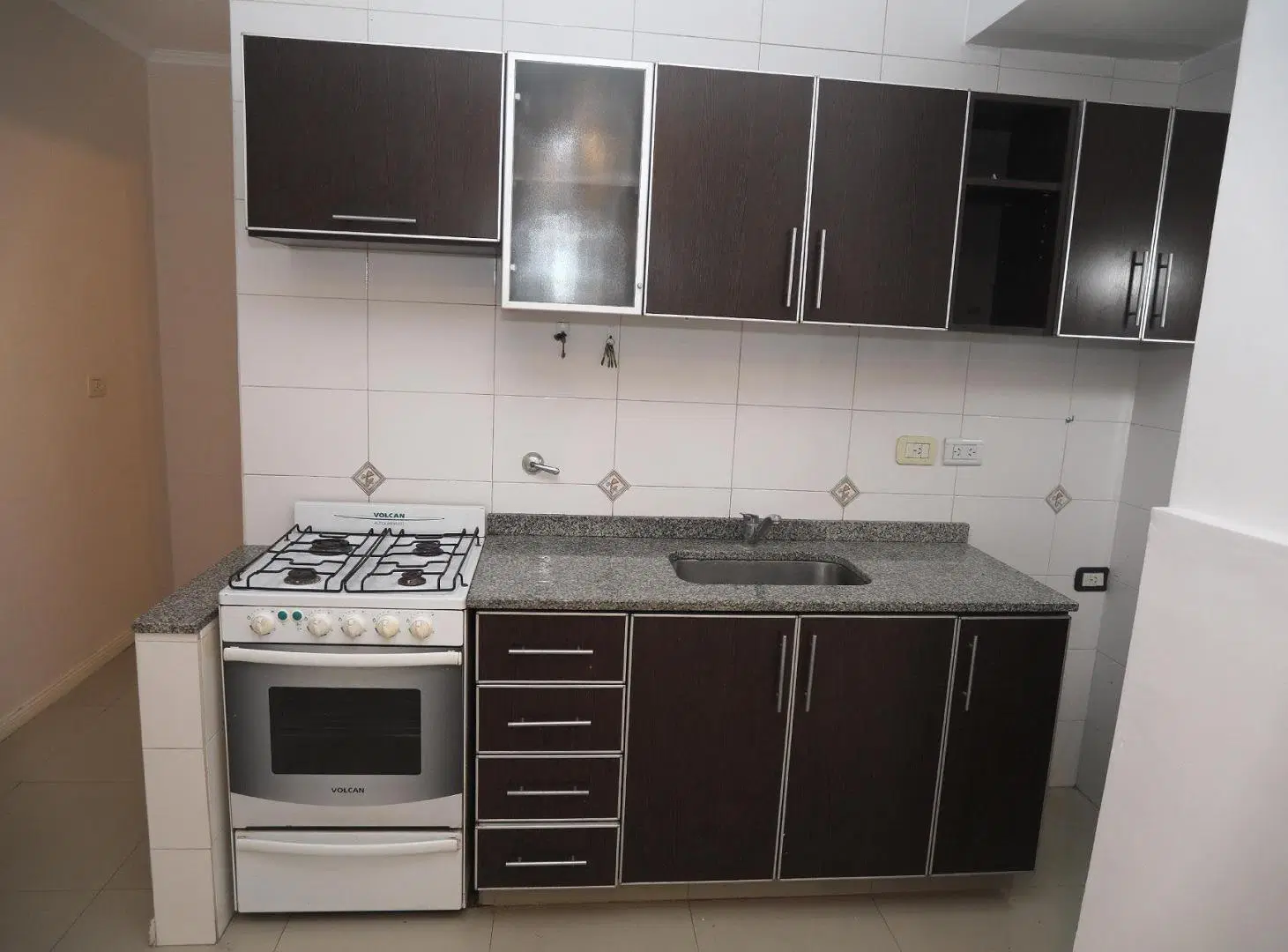 Departamento 2 amb Alquiler con jardin y pileta 3