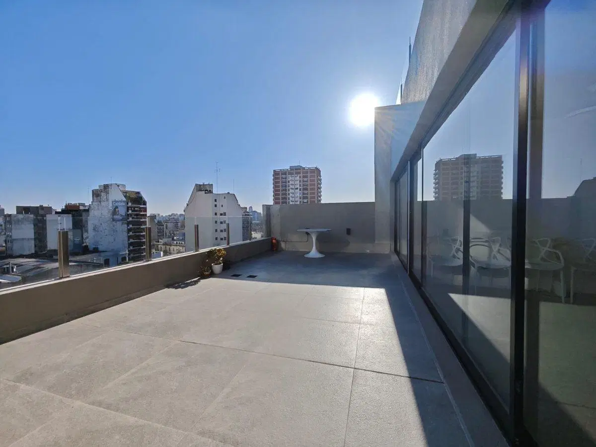 ALQ. DEPTO 2 AMBIENTES C TERRAZA PROPIA Y COCHERA 5