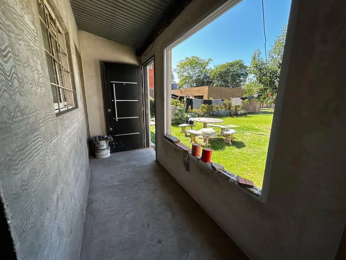 CASA 5 AMBIENTES GARIN- PARQUE- OPORTUNIDAD 8