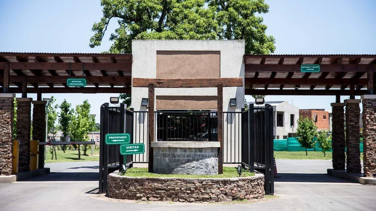 LOTE de 420m2 en Venta  -  EL ALJIBE 2 MANZANARES 3