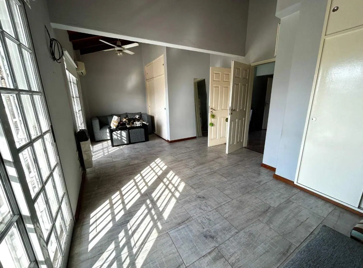 Casa 6 amb en venta Garin con quincho y cochera 8