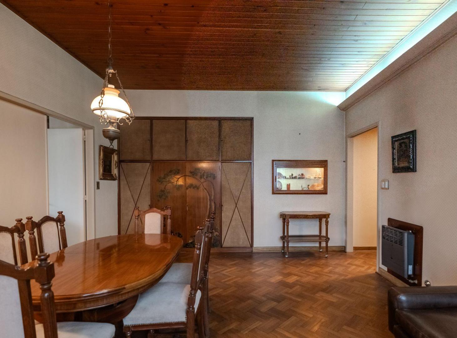 Foto de DEPTO 5 AMBIENTES VENTA RECOLETA BALCÓN-BAULERA, imagen 2