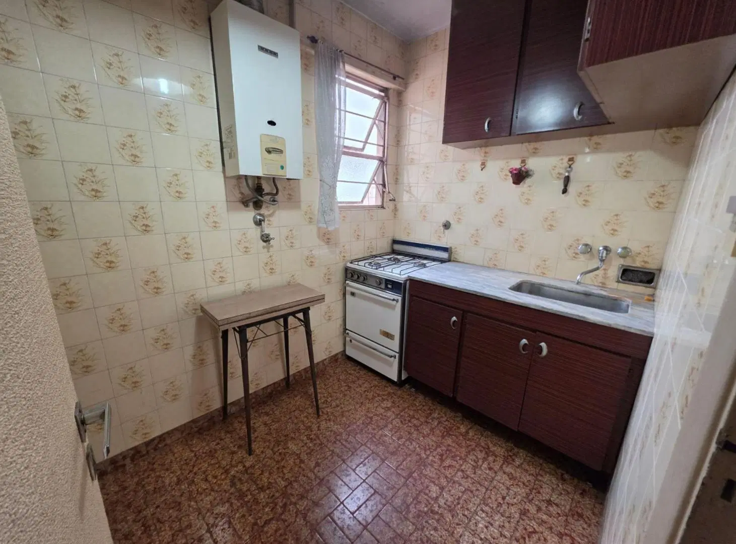 DEPARTAMENTO VENTA  3 AMBIENTES FLORES 8