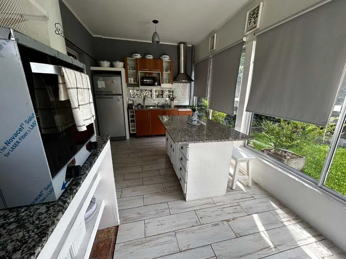 Casa 6 amb Venta Garin Ideal Multifamilia o Renta 3