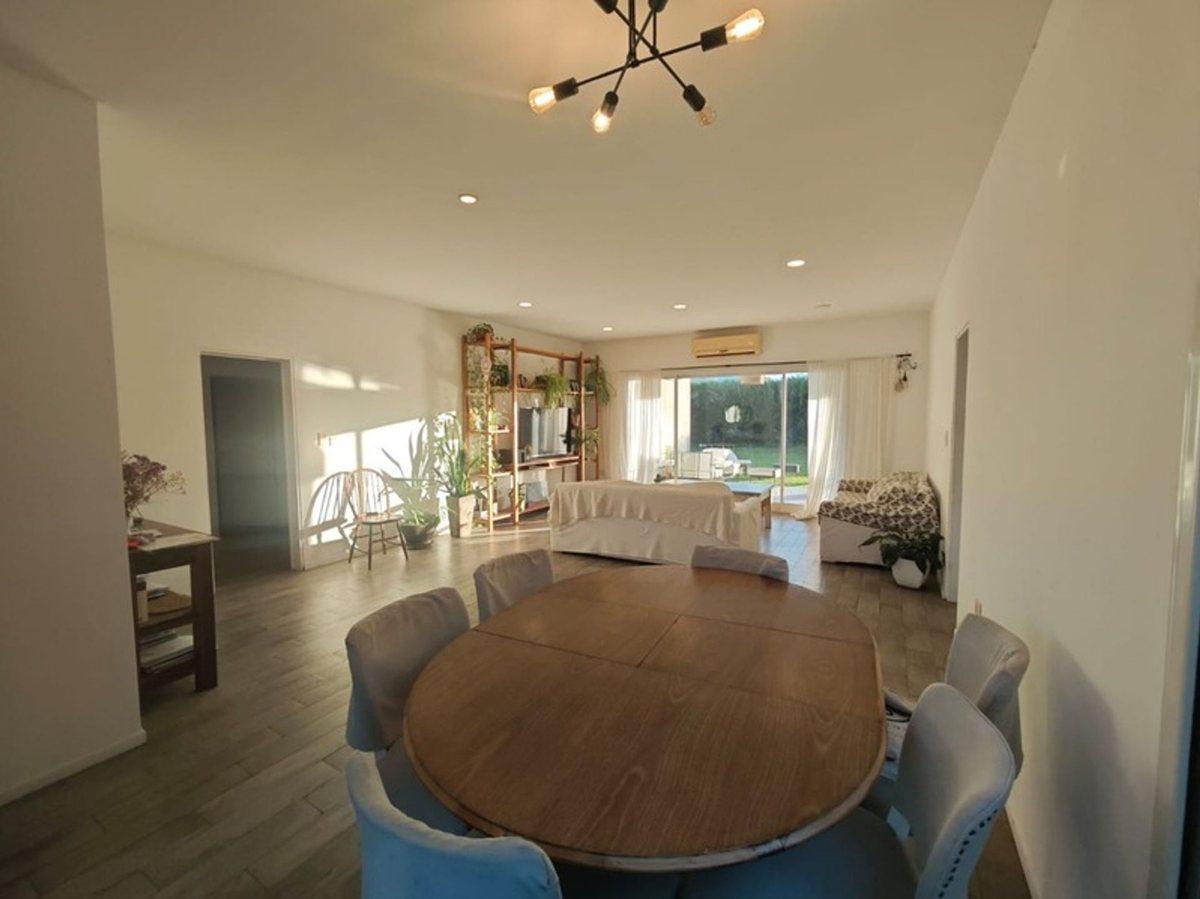 Foto de VENTA CASA BARRIO SAN GABRIEL. UNA PLANTA. PILETA, imagen 4