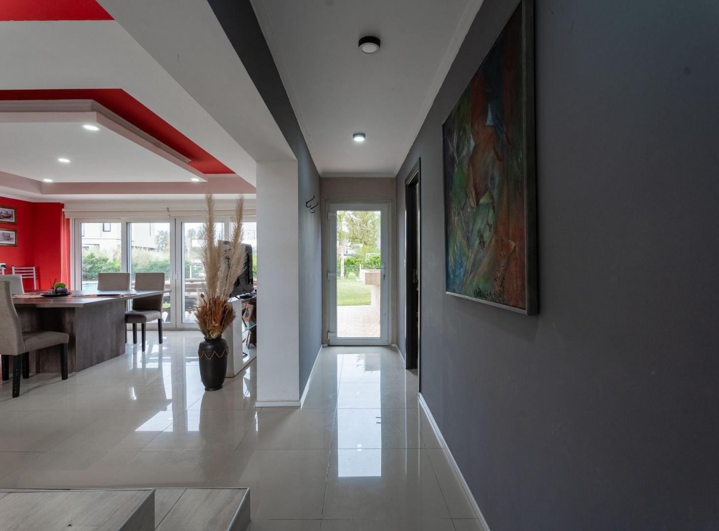 Foto de CASA EN VENTA EN LA REJA, BS. AS. 7 AMBIENTES, imagen 5