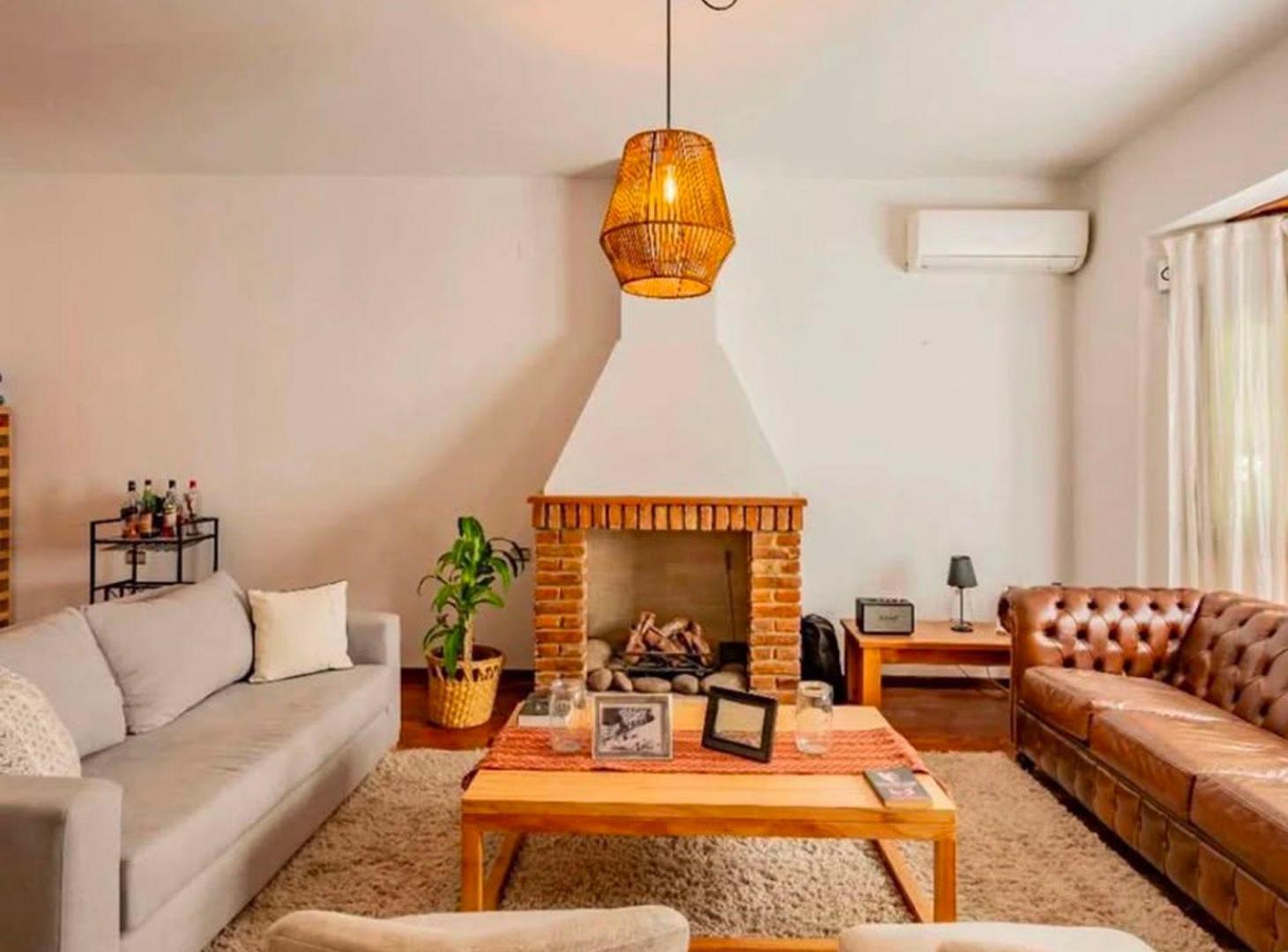 Foto de CASA EN VENTA 7 AMB BÉCCAR JARDÍN PILETA COCHERA, imagen 3