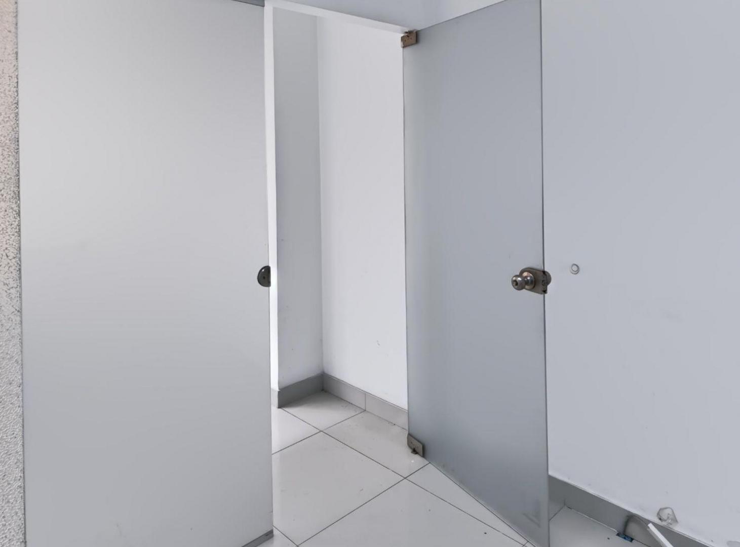 Foto de OFICINA EN ALQUILER SAN NICOLAS Balcón Aterrrazado, imagen 4