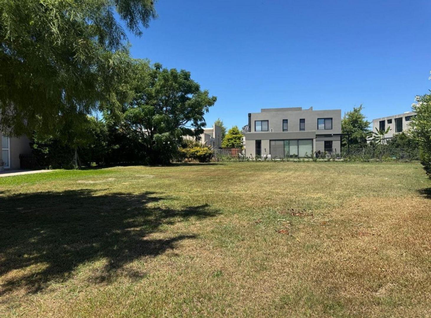 Foto de VENTA LOTE CENTRAL AYRES PLAZA- COMUNIDAD 10, imagen 3