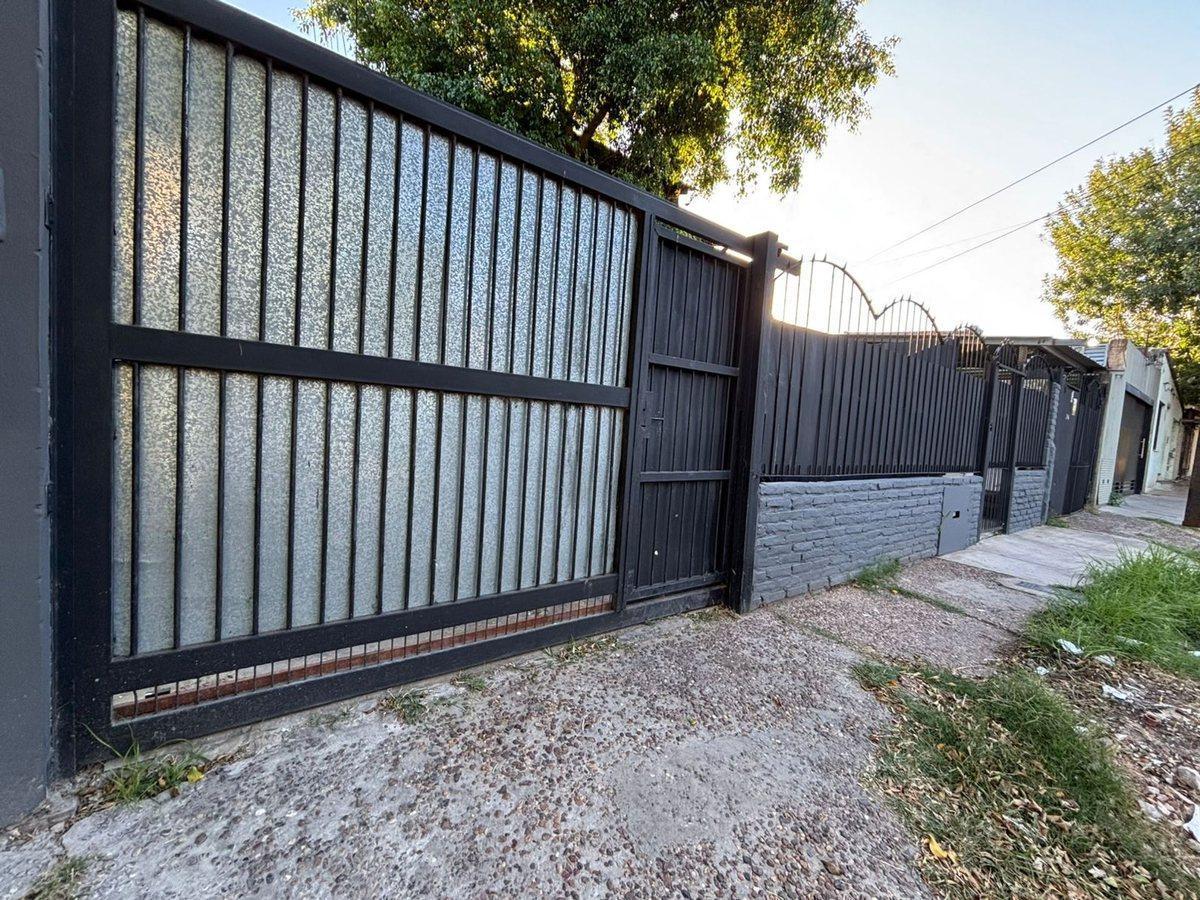 Foto de PH Venta 6 Deptos+ 2Cocheras Talar Ideal Inversor, imagen 4