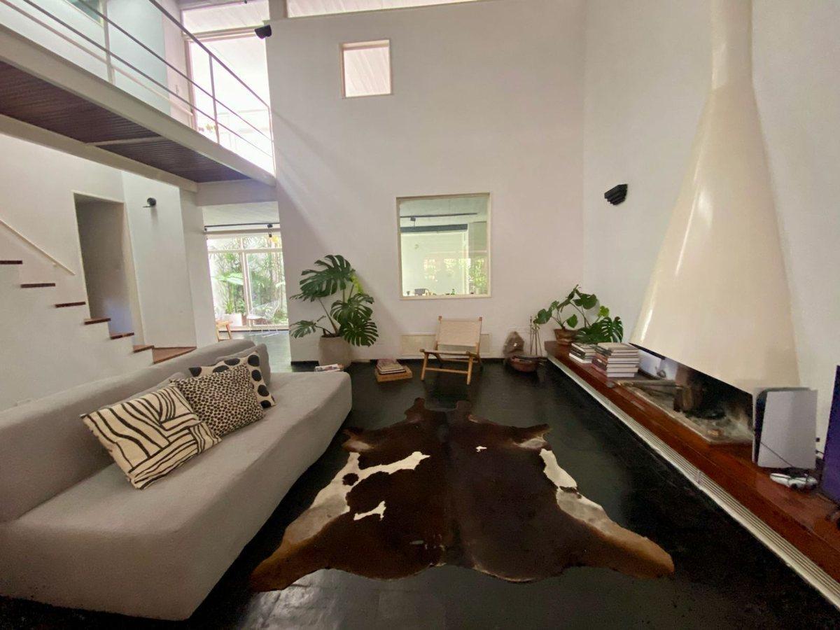 Foto de Casa, 4 ambientes, en Venta, Belgrano R, imagen 1