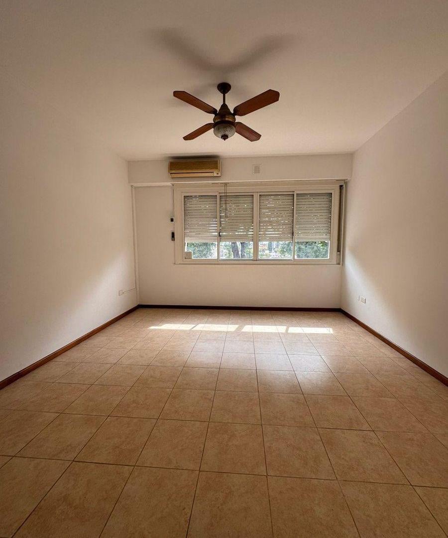 Foto de Departamento 2 ambientes en alquiler Luminoso, imagen 3