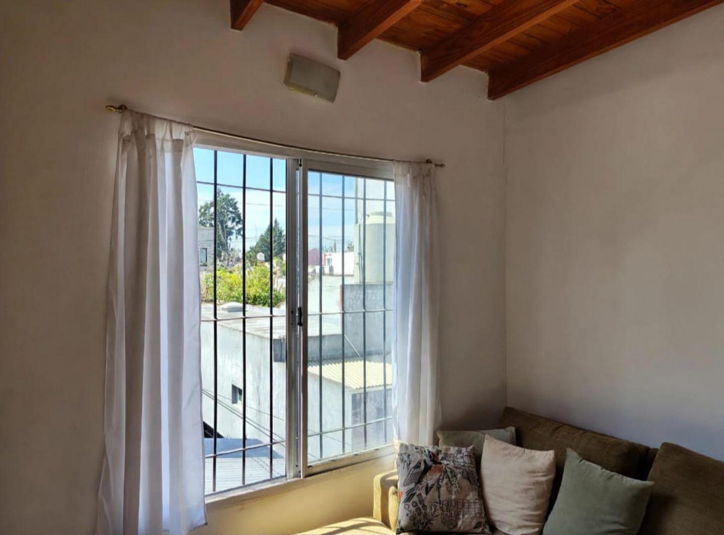 Foto de Alquiler PH 3 Amb Talar PA Amplio Luminoso Patio, imagen 4