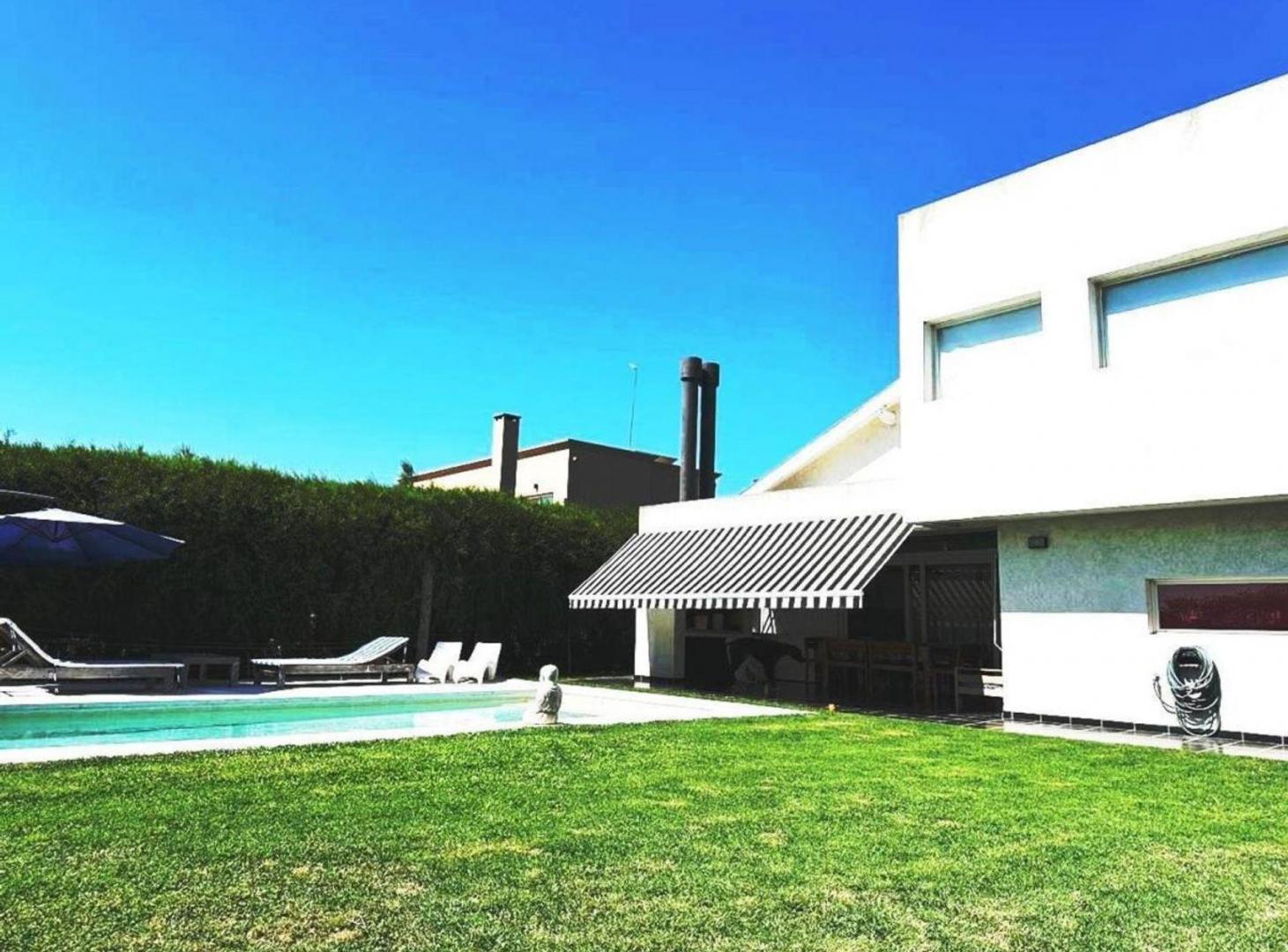 Foto de CASA EN VENTA EN INGENIERO MASCHWITZ 4 AMBIENTES, imagen 2