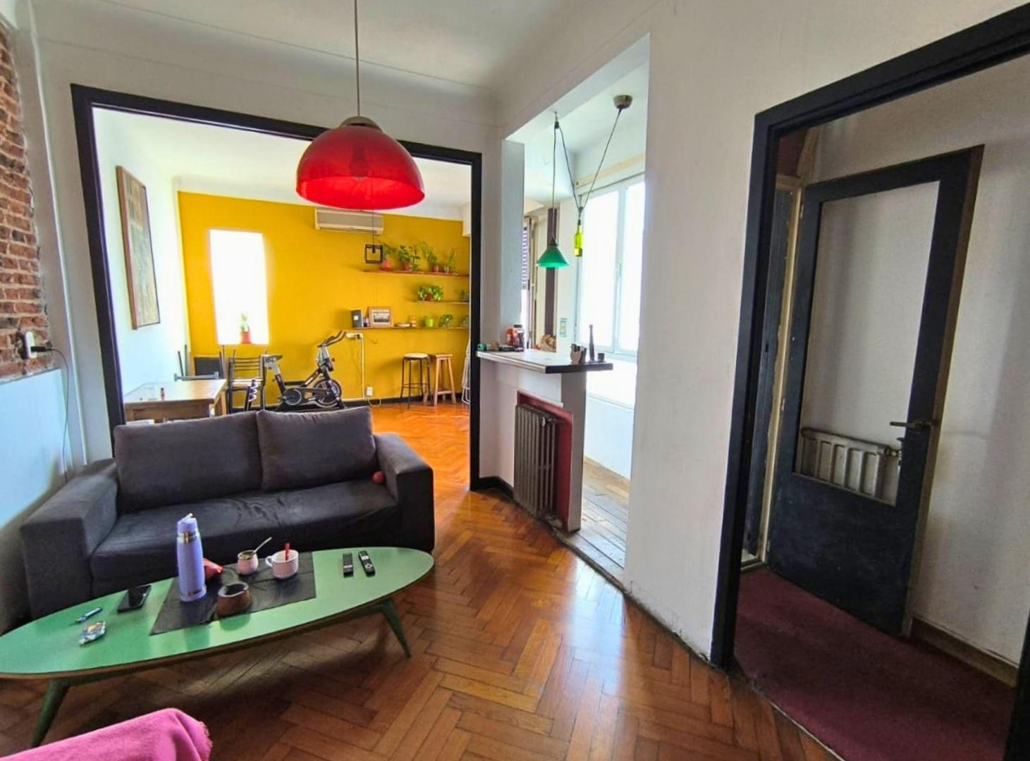 Foto de Dto. 3 amb. en venta. Constitución. Vista abierta., imagen 3