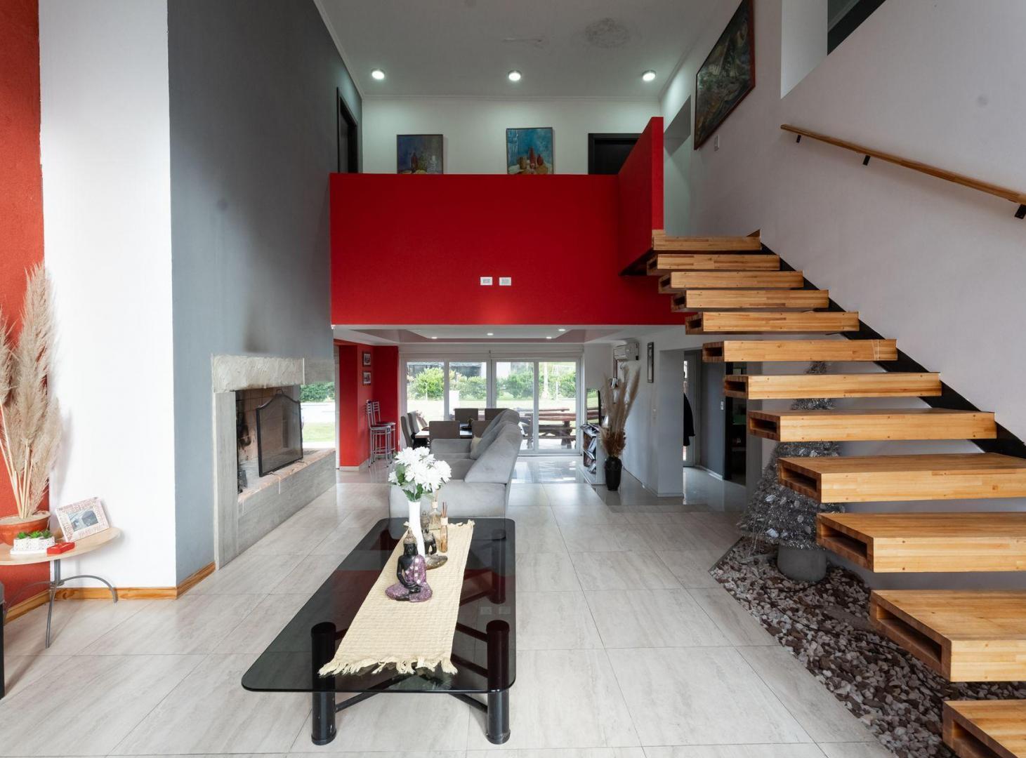 Foto de CASA EN VENTA EN LA REJA, BS. AS. 7 AMBIENTES, imagen 3