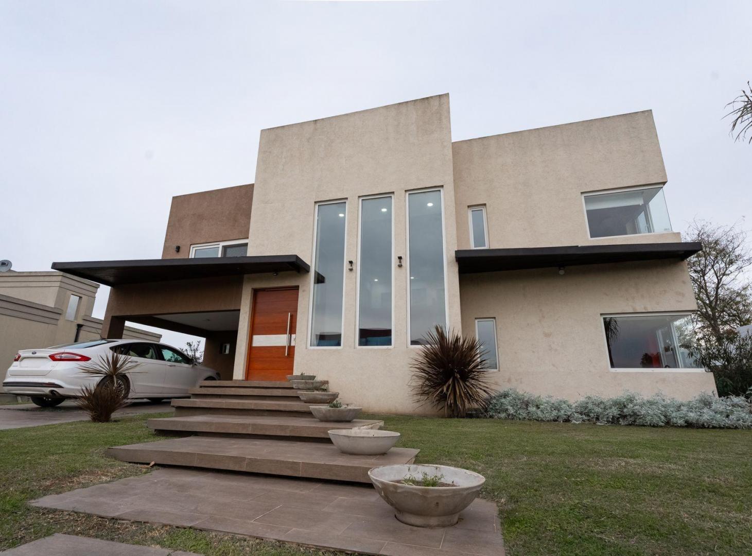 Foto de CASA EN VENTA EN LA REJA, BS. AS. 7 AMBIENTES, imagen 1