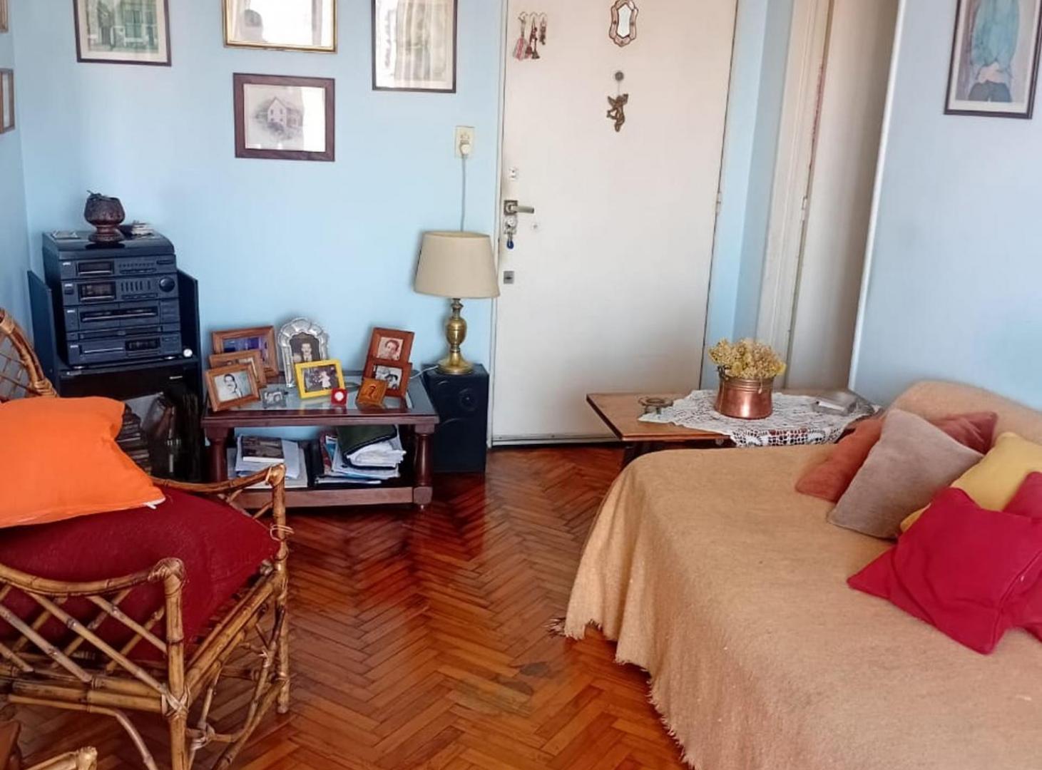Foto de DEPARTAMENTO EN VENTA 2 AMBIENTES - BALVANERA CABA, imagen 2