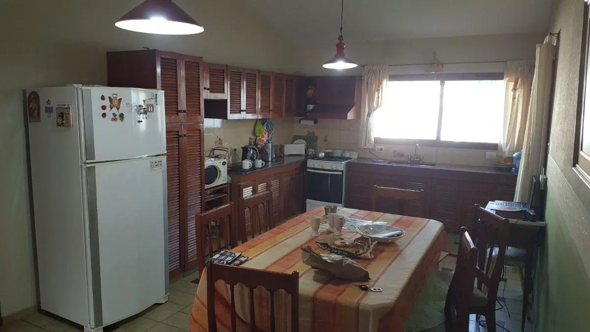 Casa de 450 m² con 3 habitaciones en venta en Argüello 5