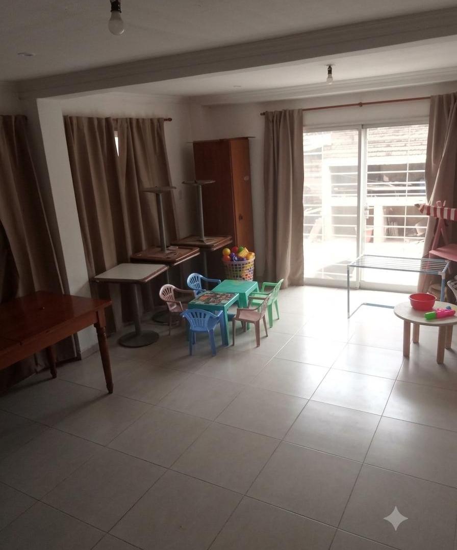 Foto de CASA A LA VENTA PAVON 4000 A 1 CUADRA DE AVDA PEÑALOZA, imagen 3