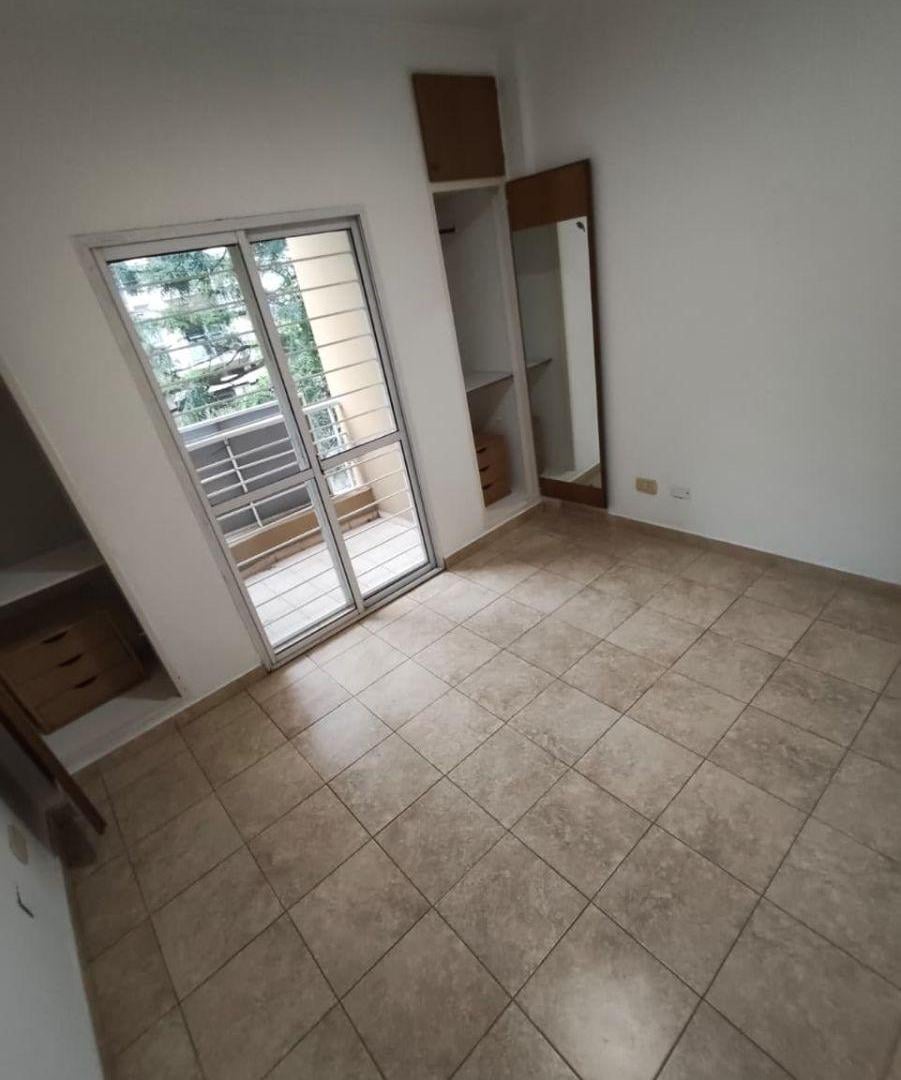 Foto de Alquiler de departamento en moron con cochera, imagen 4