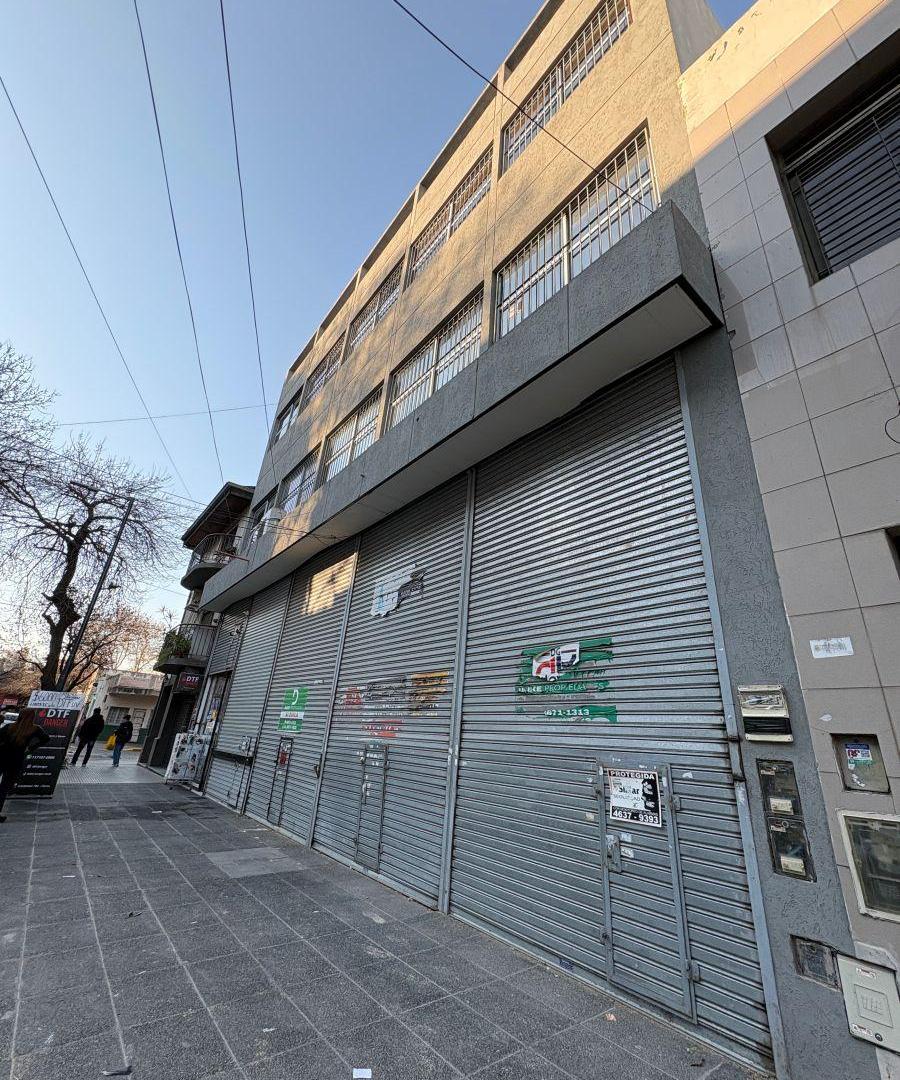 Foto de Local Comercial En Venta En Flores Pb + Entrepiso | Apto Crédito |, imagen 1