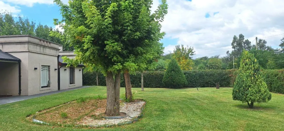 CASA QUINTA EN ALQUILER DESTINO VIVIENDA PERMANENTE- 20 DE JUNIO 5