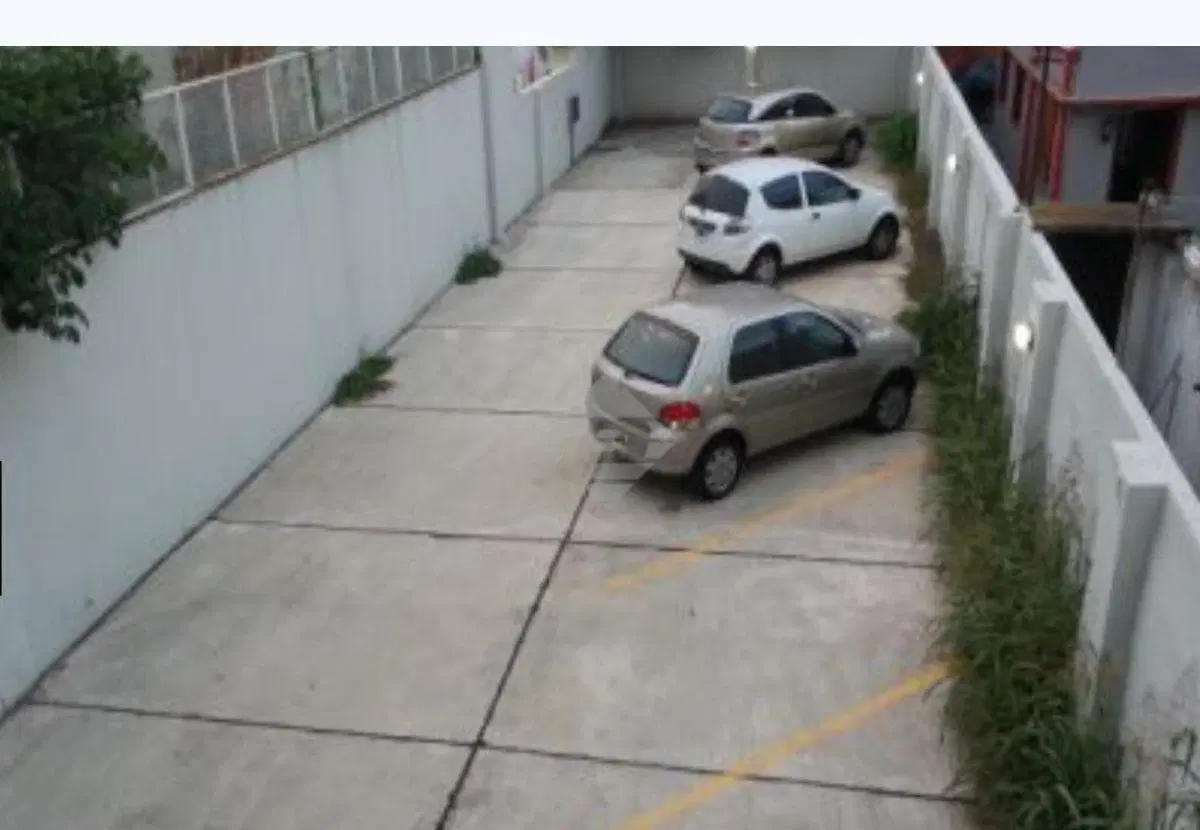 VENTA COCHERA EN 18 E/37 Y 38 2