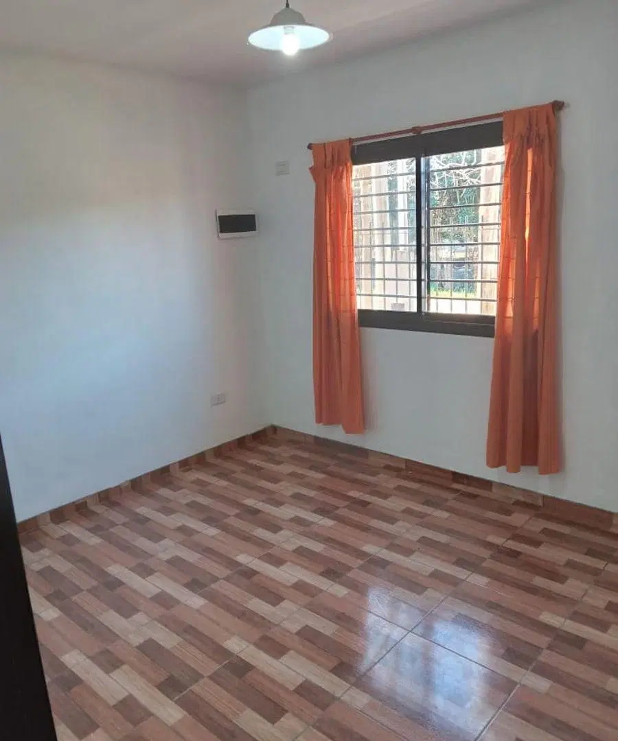 ALQUILER DEPARTAMENTO DE DOS DORMITORIOS C/ PATIO 174 Y 22 BERISSO 5