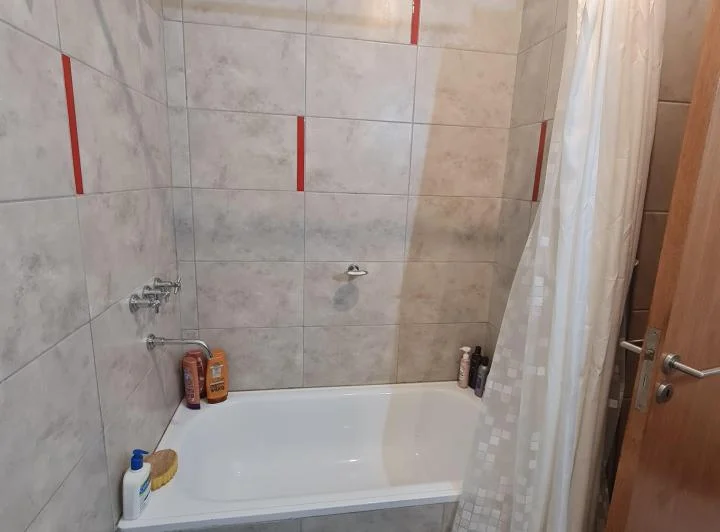 DUEÑO alquila: Dpto c/cochera, dos patios, parrilla propia y amenities 3